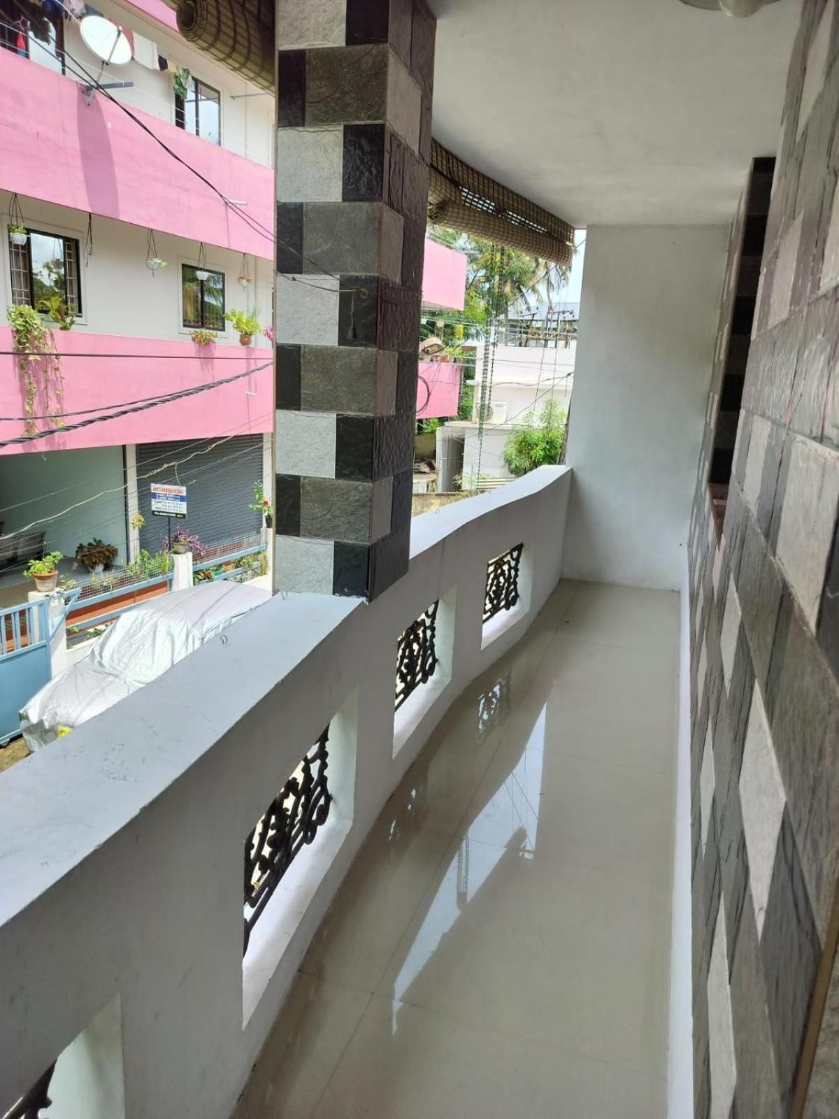 Cozy Haven Appartement Kochi Buitenkant foto
